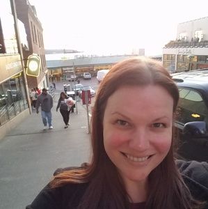 Meet your Posher, Jennifer